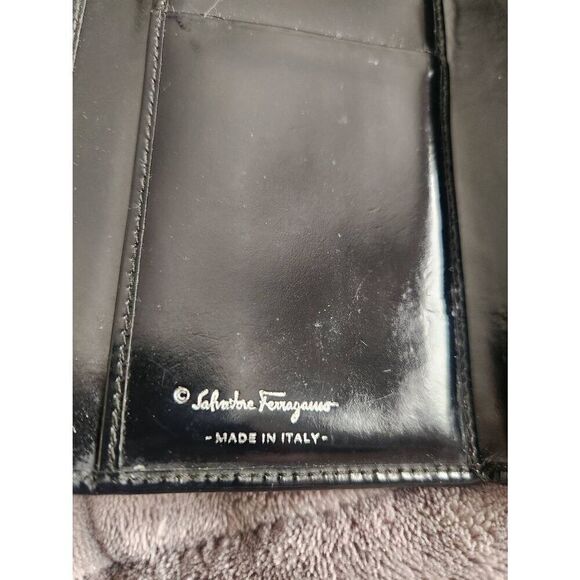 Salvatore Ferragamo Clutch Envelope Wallet Black Leather Gancini Buckle.  AQ2201 - Picture 5 of 6